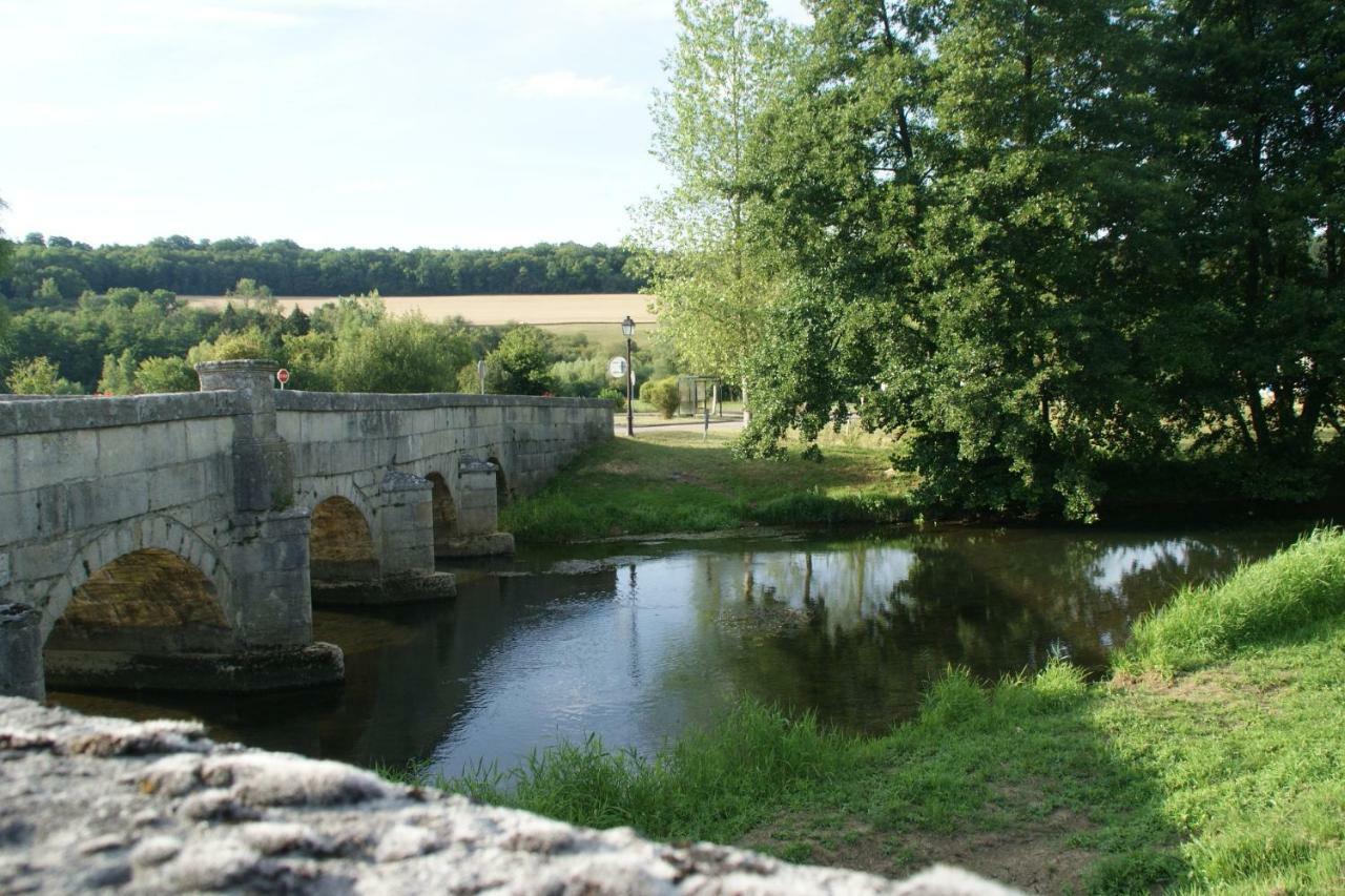 Bazincourt-sur-SaulxLa Goelette别墅 外观 照片
